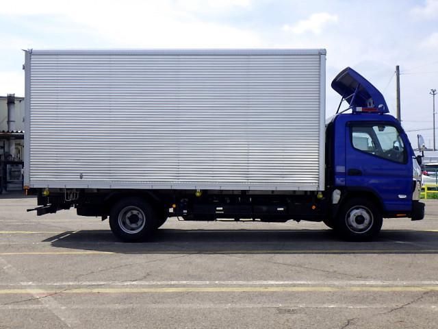 MITSUBISHI CANTER 2021