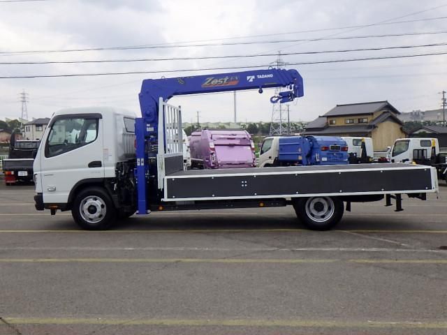 MITSUBISHI CANTER 2024