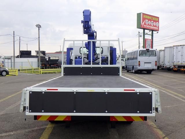 MITSUBISHI CANTER 2024