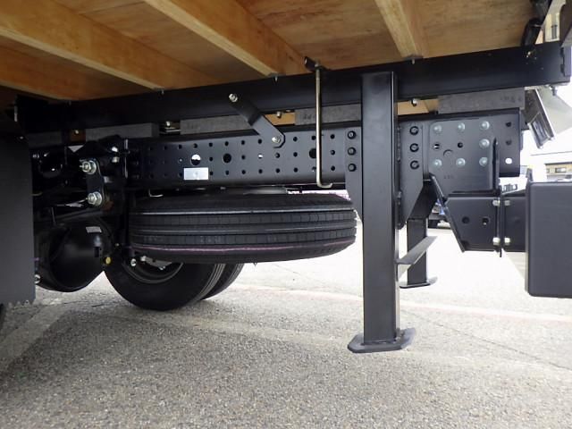 MITSUBISHI CANTER 2024