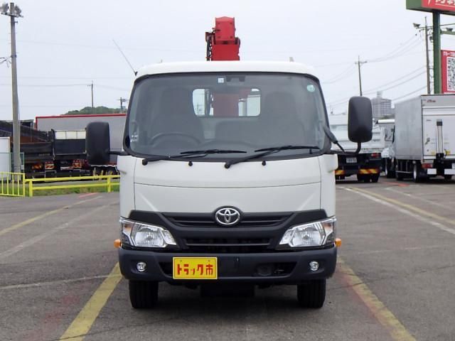 TOYOTA DYNA 2018