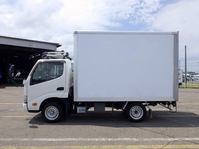 TOYOTA DYNA 2018