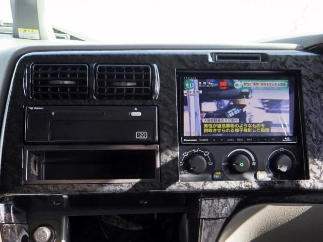 MITSUBISHI FUSOU SUPER GREAT 2017