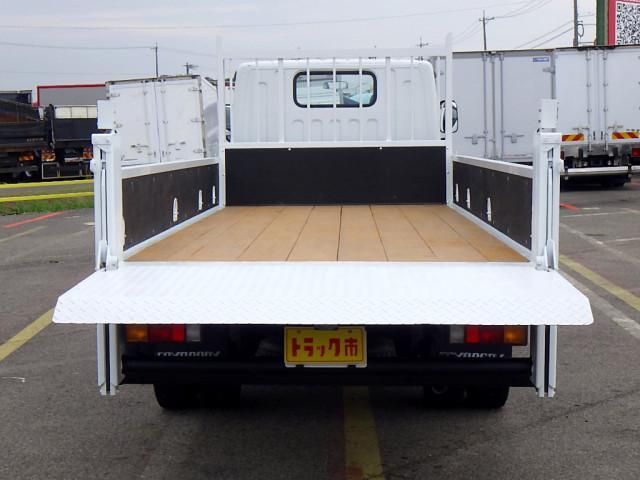 MITSUBISHI CANTER 2014