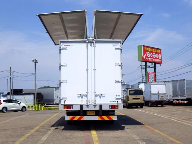 MITSUBISHI FUSOU FIGHTER 2018