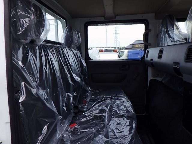 MITSUBISHI CANTER 2025