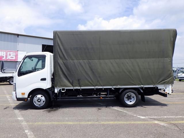 TOYOTA DYNA 2022
