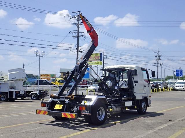 MITSUBISHI FUSOU FIGHTER 2018