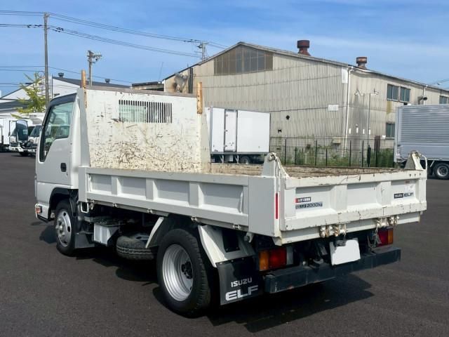 ISUZU ELF 2022
