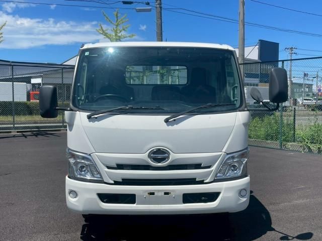 HINO DUTRO 2020