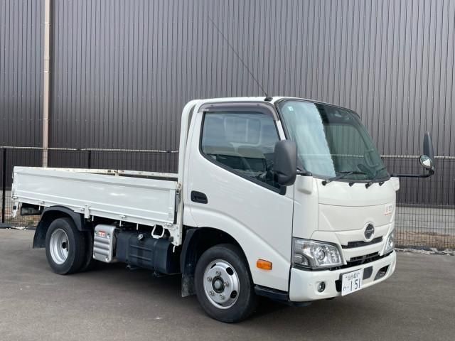 HINO DUTRO 2022