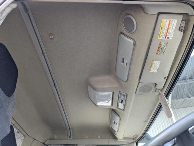 MITSUBISHI FUSOU SUPER GREAT 2011