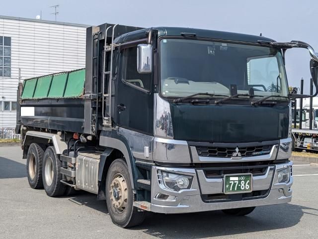 MITSUBISHI FUSOU SUPER GREAT 2018