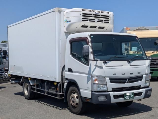 MITSUBISHI CANTER 2016