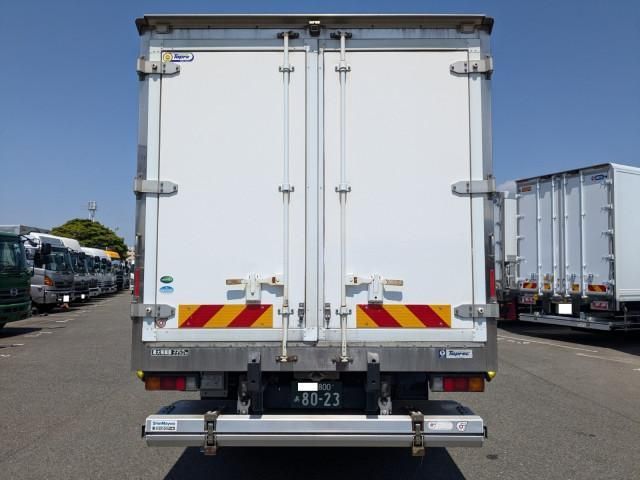 MITSUBISHI CANTER 2016