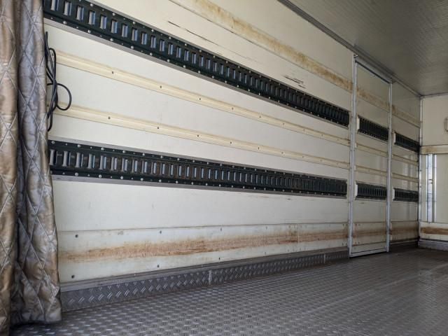 MITSUBISHI CANTER 2016