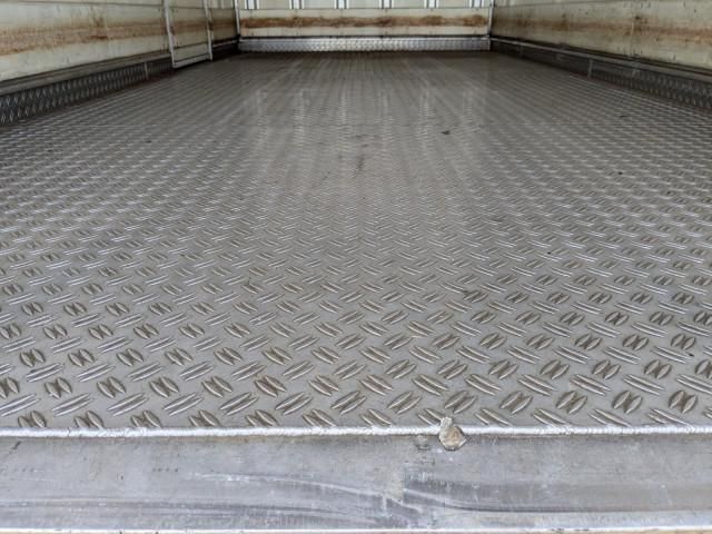 MITSUBISHI CANTER 2016