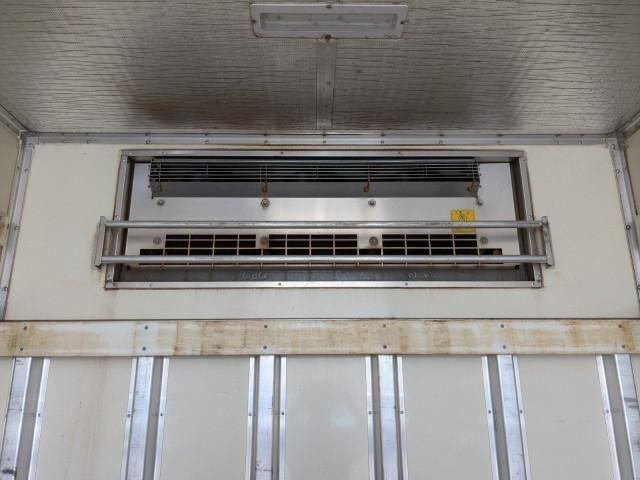 MITSUBISHI CANTER 2016