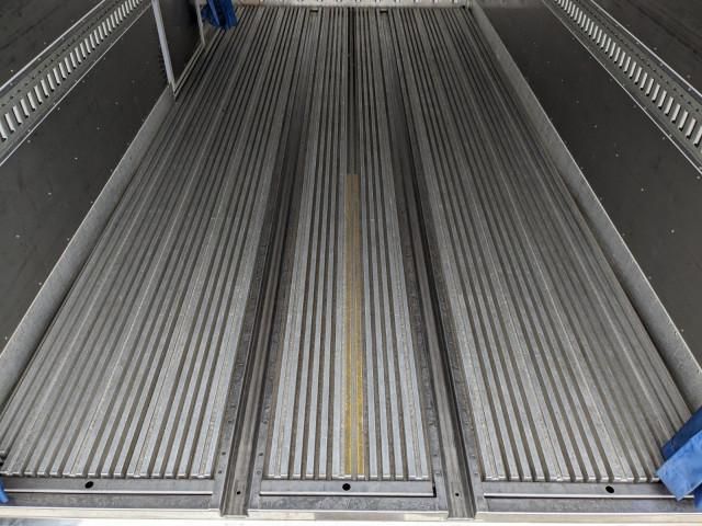 MITSUBISHI CANTER 2016