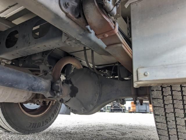 MITSUBISHI CANTER 2016