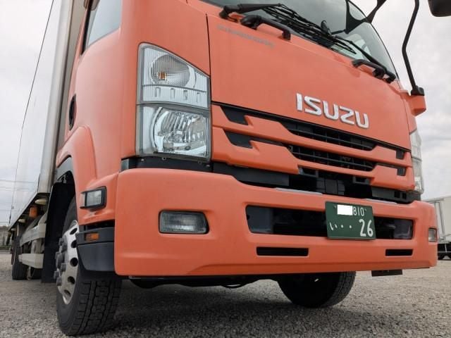 ISUZU FORWARD 2018