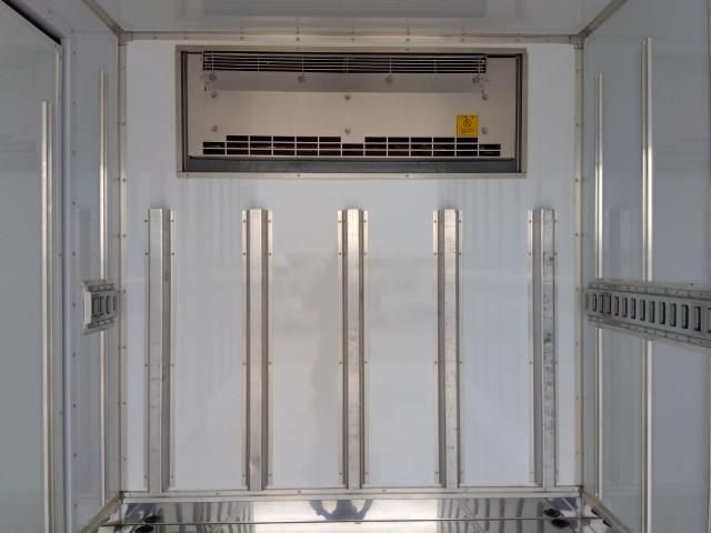 MITSUBISHI CANTER 2024