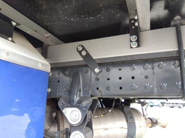 MITSUBISHI CANTER 2024