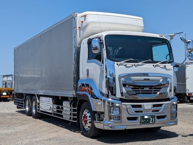 ISUZU GIGA 2018