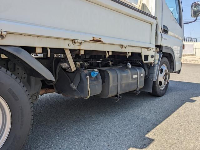 MITSUBISHI CANTER 2014