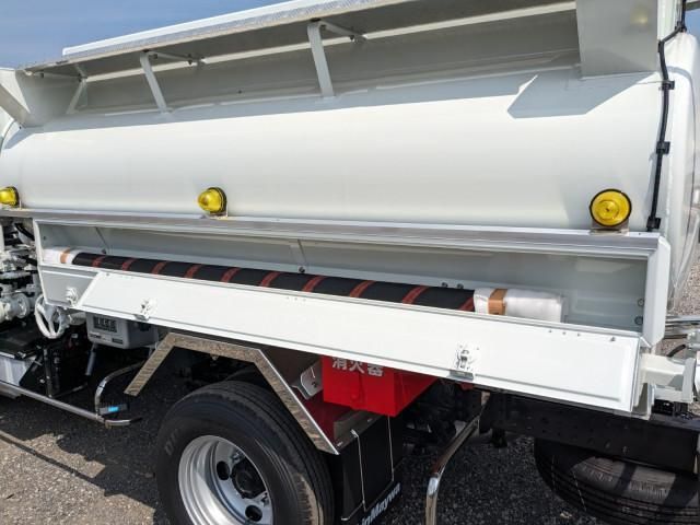 MITSUBISHI CANTER 2025