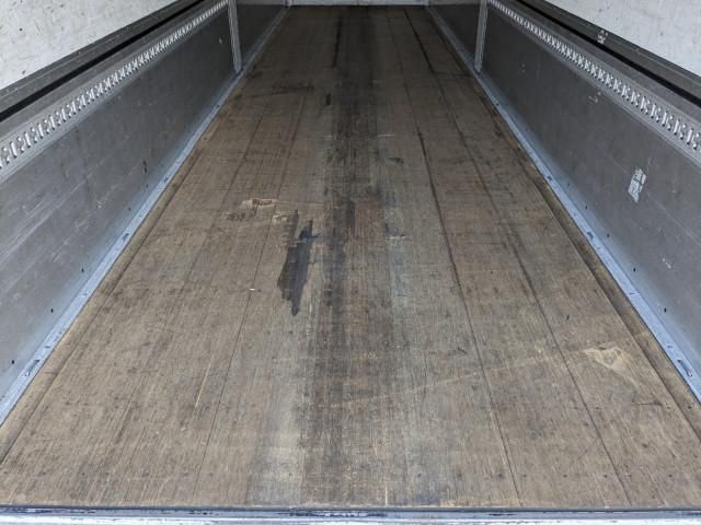 MITSUBISHI FUSOU SUPER GREAT 2016