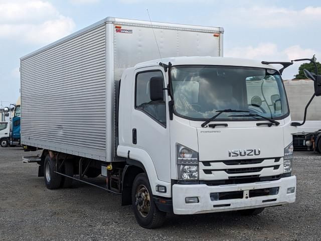 ISUZU FORWARD 2017