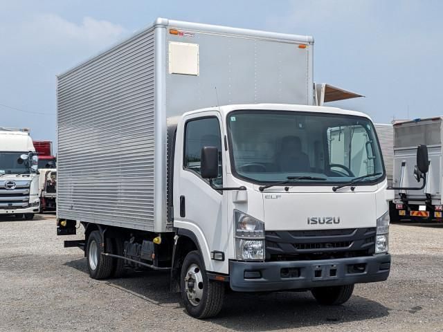 ISUZU ELF 2018