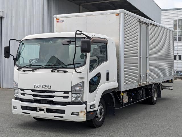 ISUZU FORWARD 2018