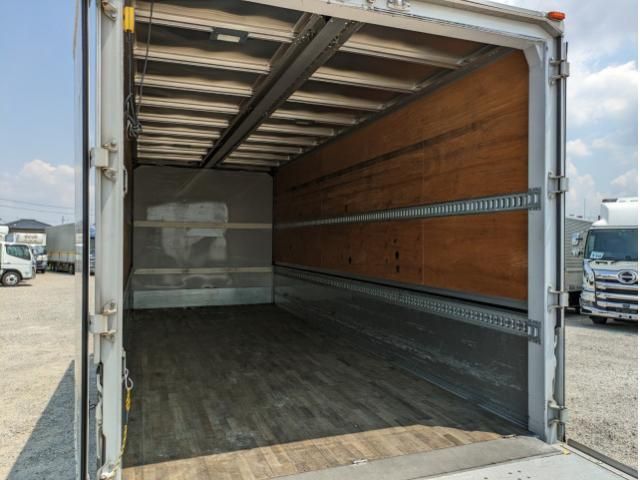 NISSAN DIESEL CONDOR 2019