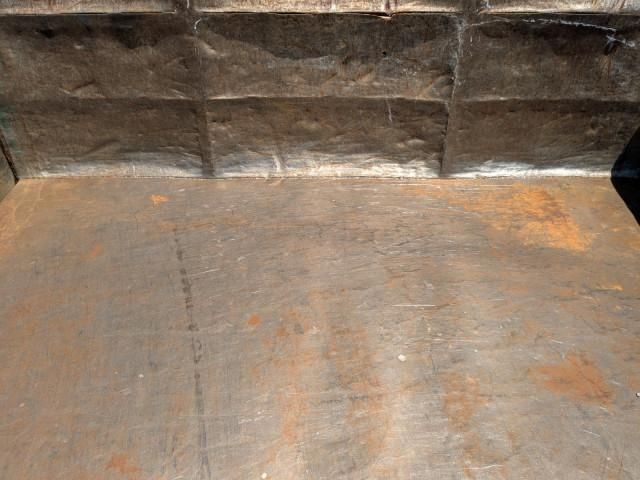 NISSAN DIESEL Quon 2012