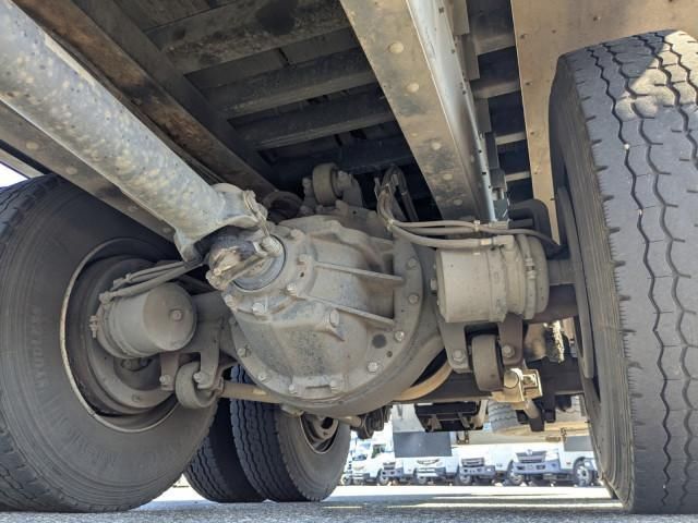 NISSAN DIESEL Quon 2012