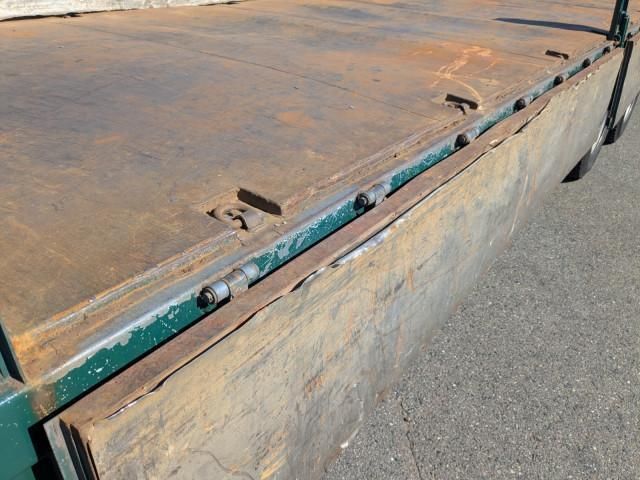 NISSAN DIESEL Quon 2012