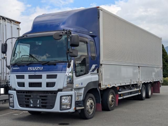 ISUZU GIGA 2016