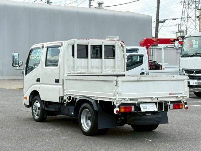 HINO DUTRO 2023