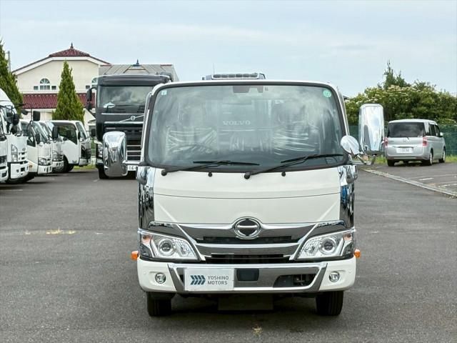 HINO DUTRO 2023