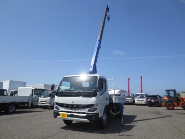 MITSUBISHI CANTER 2023