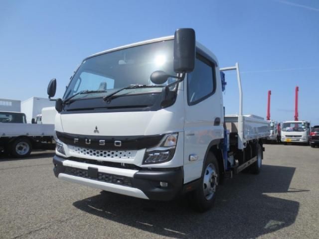 MITSUBISHI CANTER 2023
