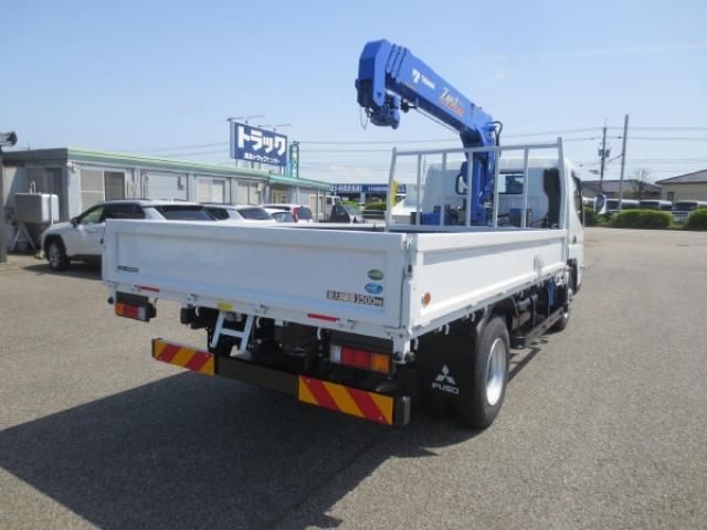 MITSUBISHI CANTER 2023