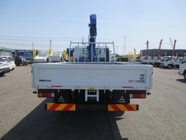 MITSUBISHI CANTER 2023