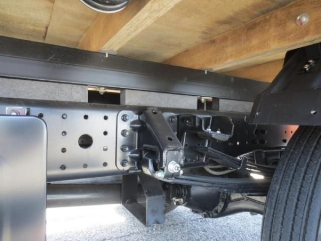 MITSUBISHI CANTER 2023