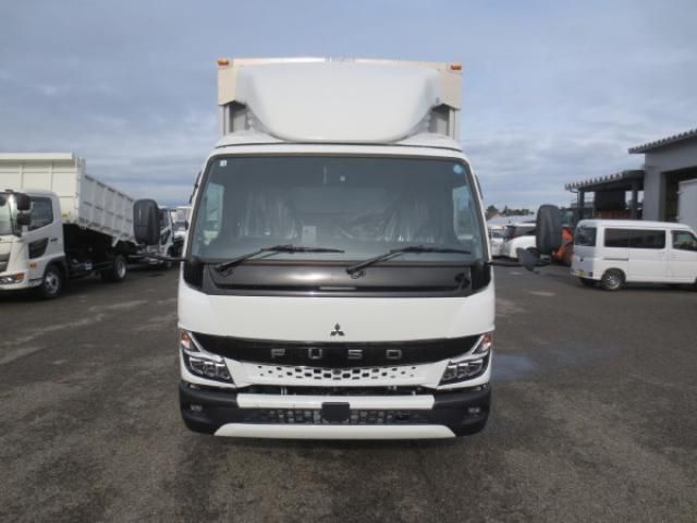 MITSUBISHI CANTER 2023