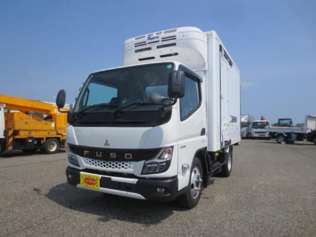 MITSUBISHI CANTER 2024