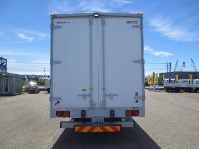 MITSUBISHI FUSOU FIGHTER 2021