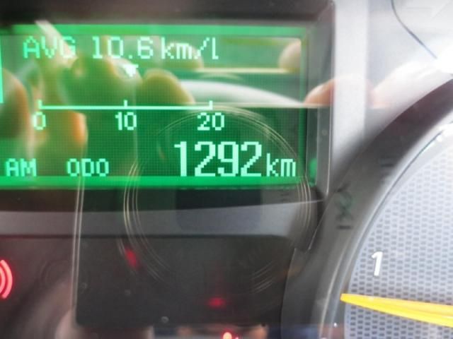 MITSUBISHI CANTER 2023